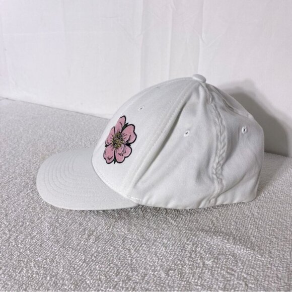 5/$25 Wild Rose Academy White Flex Fit Embroidered Rose Ball Cap HatL/XL - Picture 4 of 11